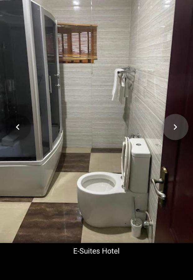 E-Suite Hotel Абуджа Екстериор снимка